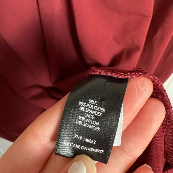 Torrid red lace back 3/4 sleeve blouse size 3X E10 - Picture 5 of 6